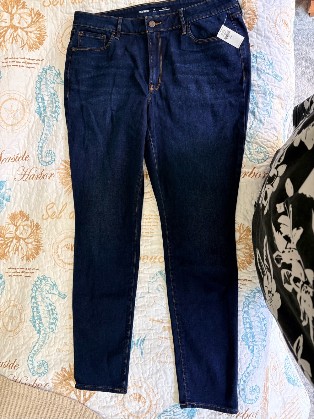 NWT Old Navy Women's Dark Blue Skinny Jeans